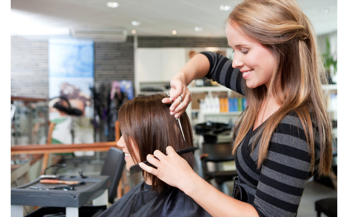 The Best Salons Offer Their Own Products - You Can Too!